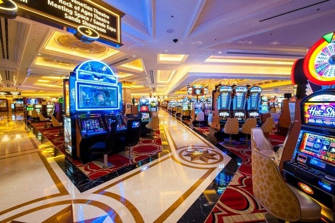 deposit 10 play with 80 casino